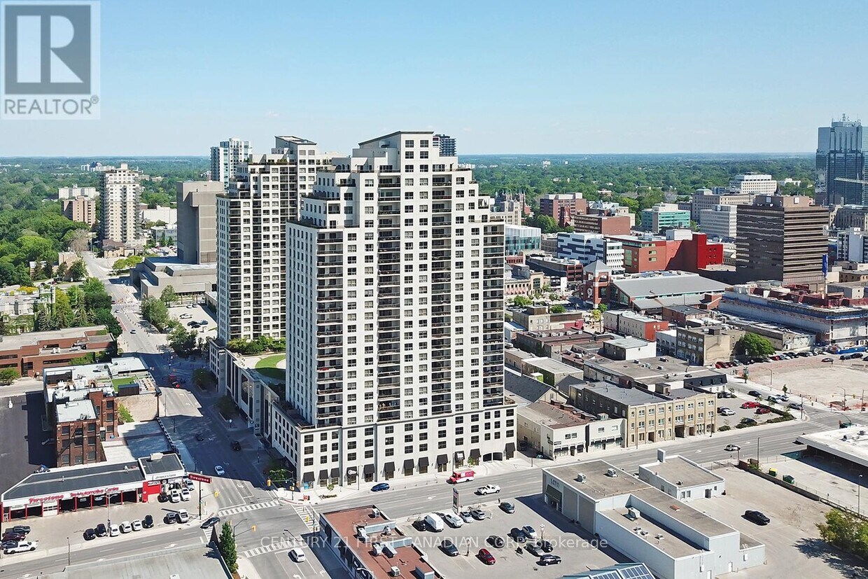 Primary Photo - 330 Ridout St N