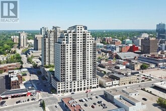 Building Photo - 330-2330 Ridout St N