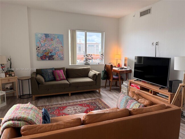 Foto del edificio - 10 Aragon Ave