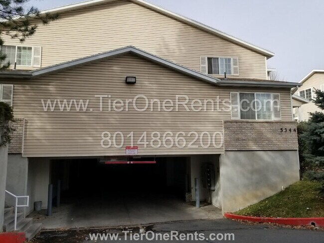 Building Photo - ** Limited Time Offer ** $500 OFF your first month's RENT!
