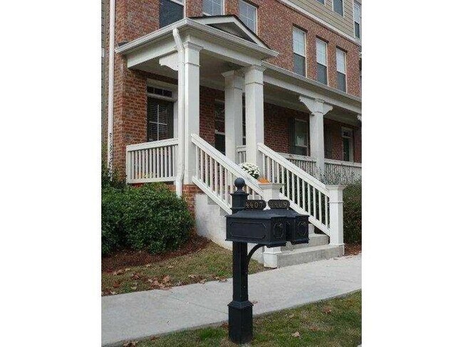 Foto del edificio - 4409 Village Field Place