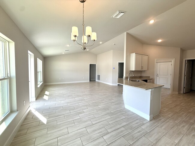 Foto del edificio - 4744 Badali Rd