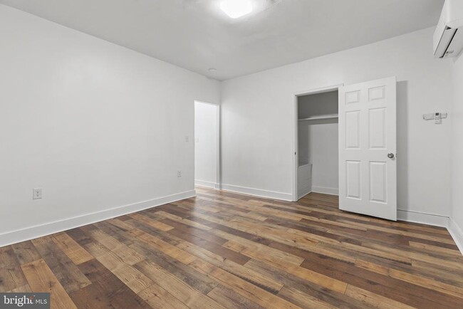 Foto del edificio - 1512 Isherwood St NE