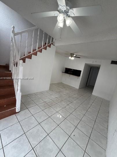 Building Photo - 1305 W 46th St