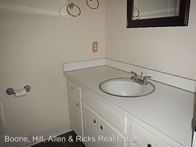 Building Photo - 3 br, 2 bath House - 1321 McDuffers Road