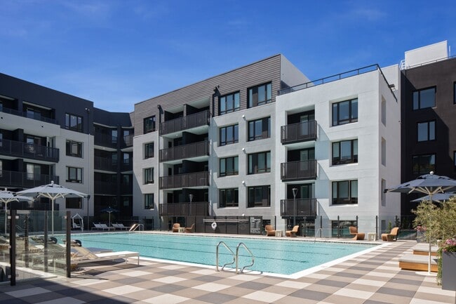 Building Photo - Sofia