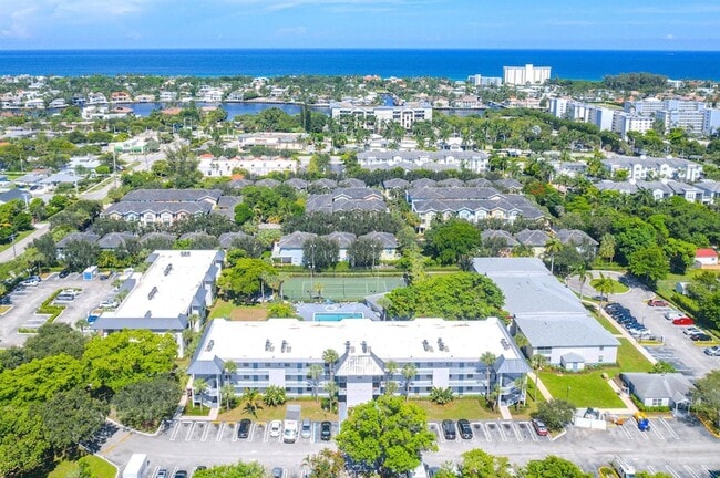 Foto del edificio - 230 SE 10th St