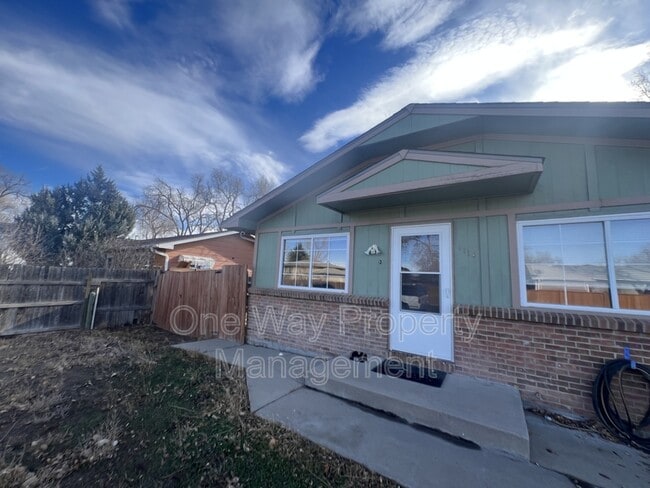 Foto del edificio - 1114 Longview Dr