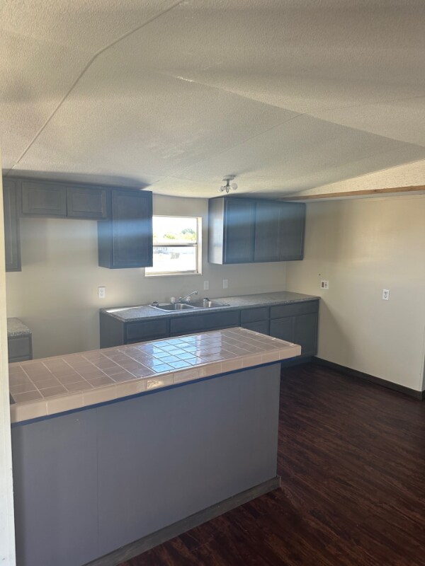 Foto del edificio - 400 Lorena Meadows Dr