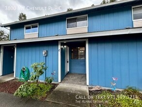 Building Photo - 3800 NW Chemult Pl