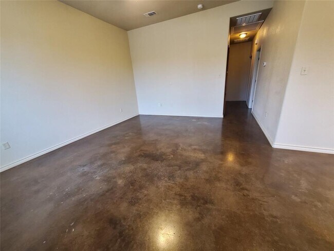 Building Photo - 3712 Mandy Dr