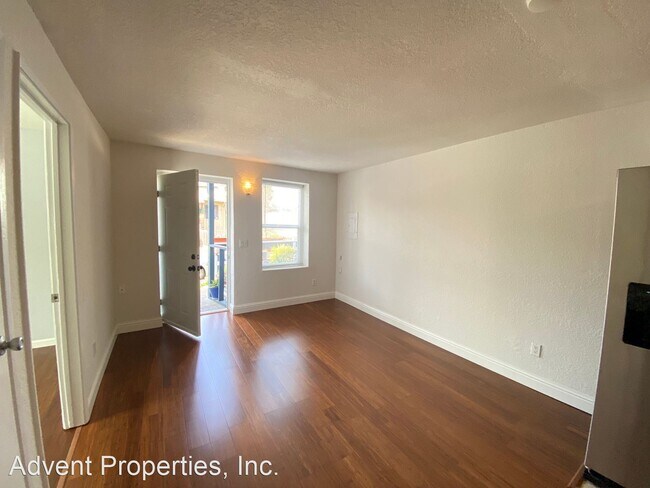 Building Photo - 3 br, 1 bath House - 2538 Highland Ave