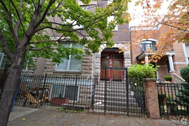 Building Photo - 1738 W Huron St