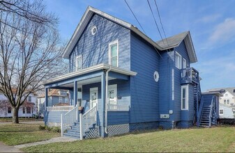 Building Photo - 628 E Galena Blvd