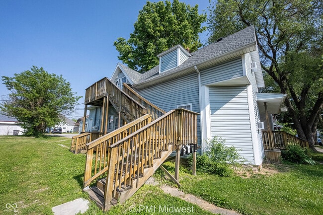 Building Photo - 921 S Buckeye St