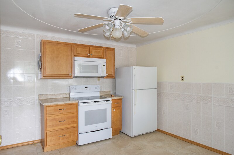 1006 Wyoming Ave Unit 1004, Swoyersville, PA 18704 Room for Rent in