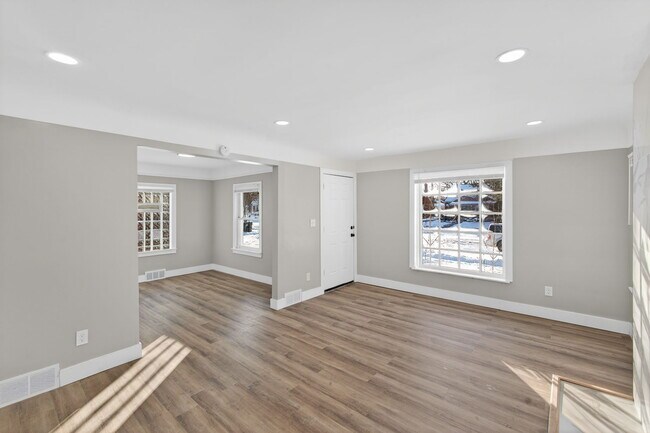 Foto del edificio - 20040 Regent Dr