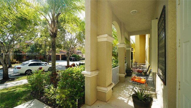 Foto del edificio - 1546 Sandpiper Cir