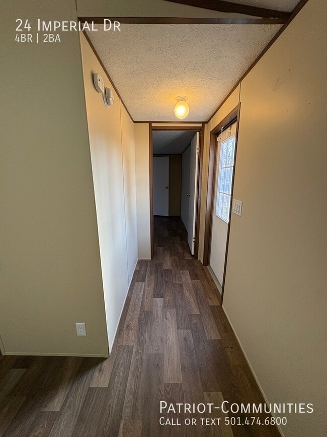 Building Photo - 24 Imperial Dr