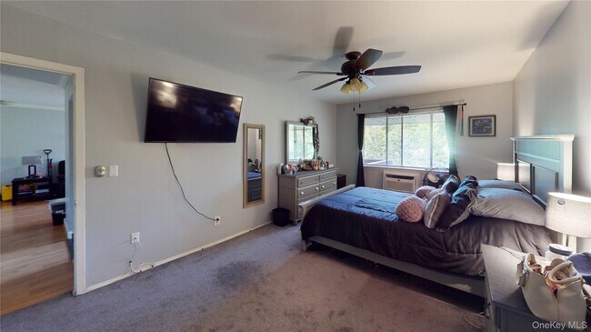 Foto del edificio - 188 Sierra Vista Ln