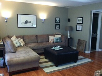 Building Photo - 2121 Acklen ave, #6