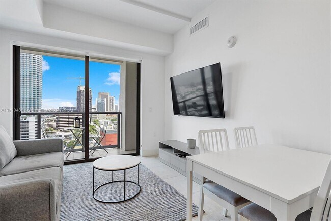 Foto del edificio - 239 SW 9th St