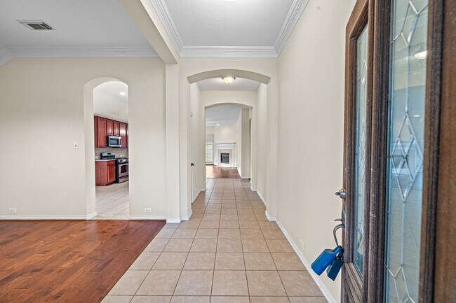 Foto del edificio - 7703 Stone Arbor Ln