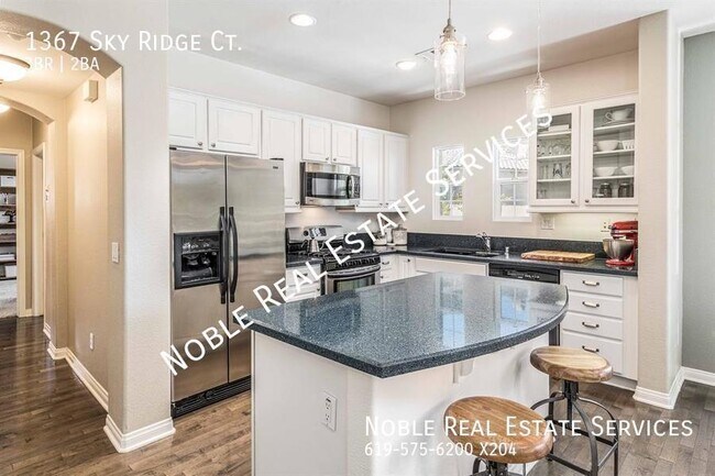 Building Photo - 1367 Sky Ridge Ct