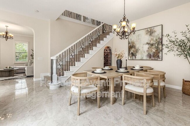 Building Photo - 5582 Valerio Trl