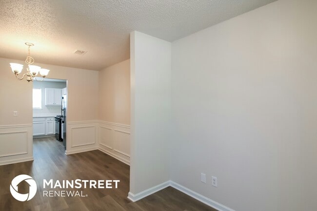 Building Photo - 225 Colser Drive