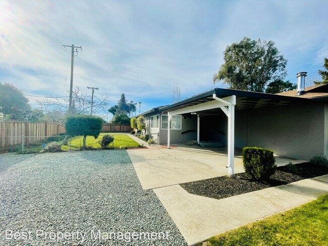 Building Photo - 3 br, 2 bath House - 789 Griffith Ln