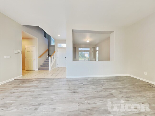 Building Photo - 9570 Long River Dr
