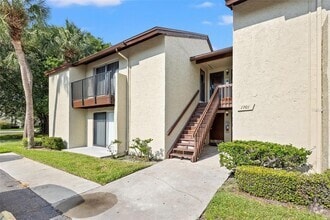 Building Photo - 4215 E Bay Dr