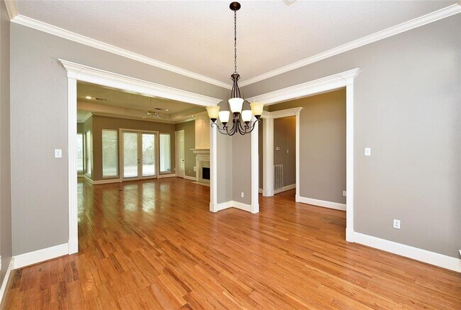 Building Photo - 5830 Hornwood Dr