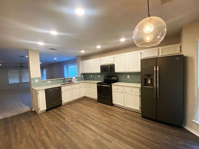 Foto del edificio - 5339 Stormy Breeze