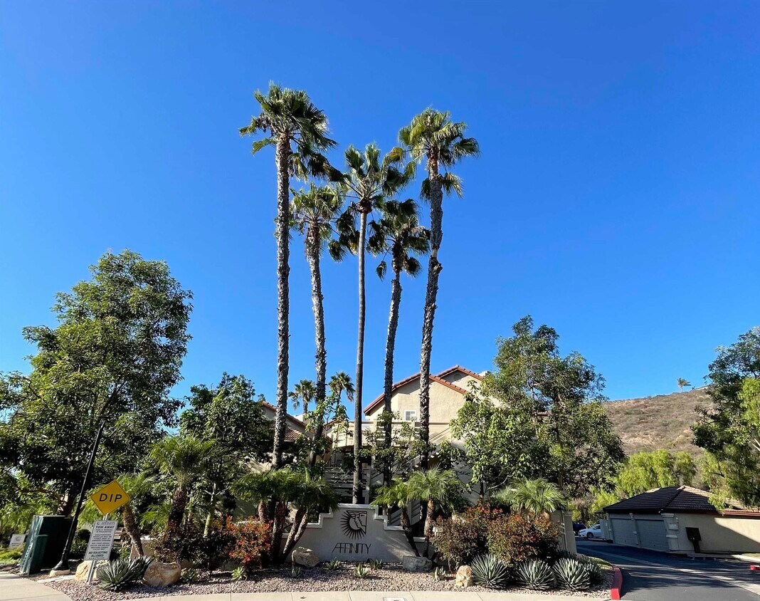 Primary Photo - 11325 Affinity Ct