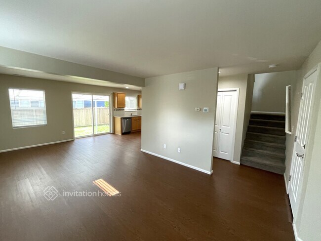 Foto del edificio - 3524 Celebration Ave E