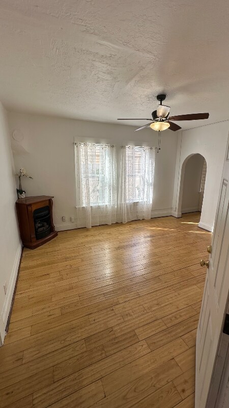 Foto del edificio - 341 Stanton Ave