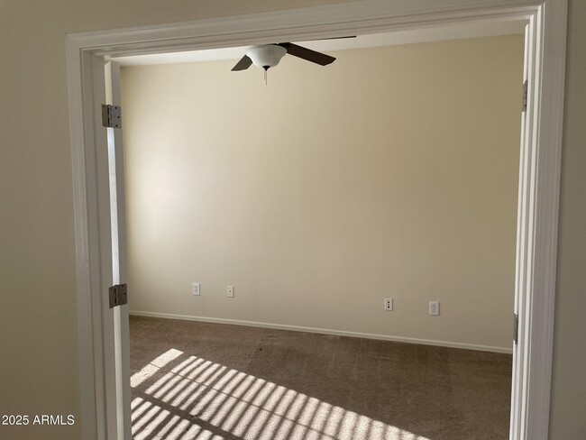 Building Photo - 4816 S Emery Cir