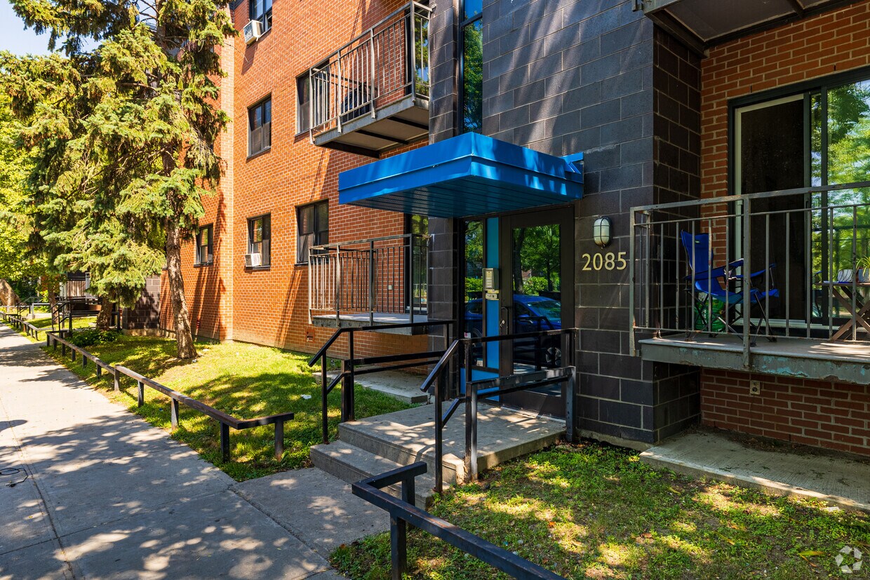 Building Photo - Habitations Delorimier