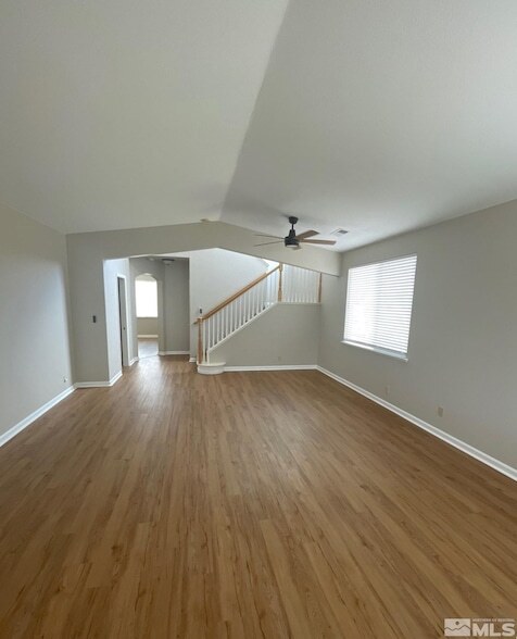 Foto del edificio - 7445 Hunter Glen Dr