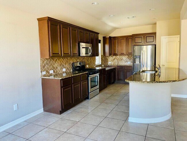 Building Photo - 2604 Windview Ln