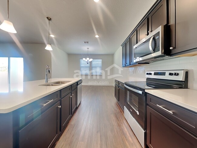 Foto del edificio - 2928 Rolling Acres Rd