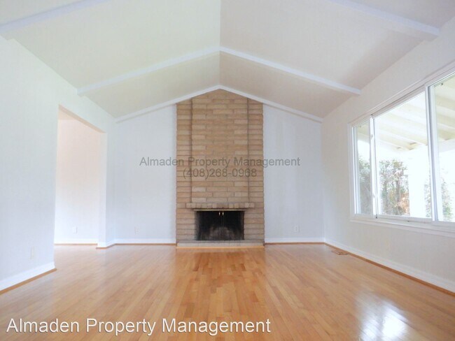 Foto del edificio - 4 br, 3 bath House - 6615 Mt. Forest Dr.