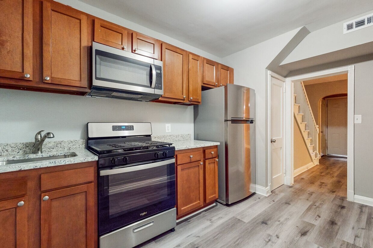 Primary Photo - Fully Renovated & Fenced Backyard!