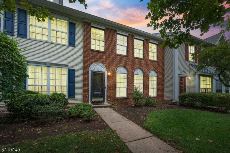 Foto principal - 5 Hudson Ct
