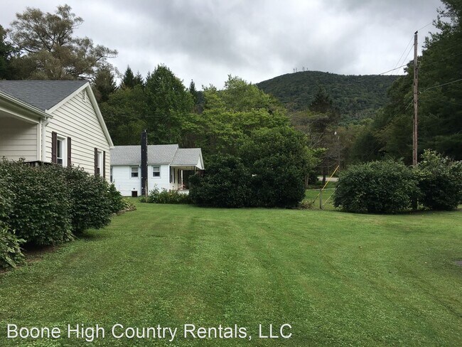 Building Photo - 3 br, 1 bath House - 334 George Wilson Rd