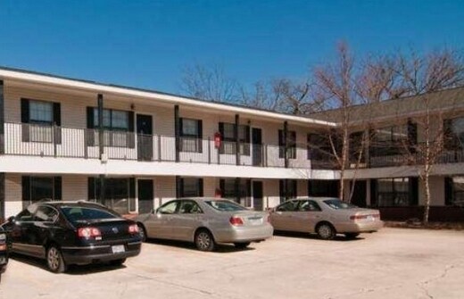 Foto principal - Oakland Station Apartments