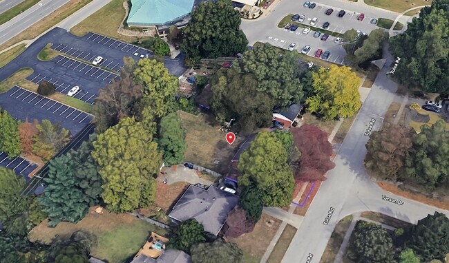 Foto del edificio - For Rent: Classic 3-Bedroom Brick Ranch in Lexington