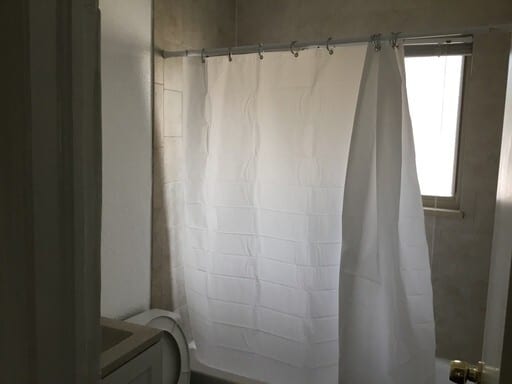 Interior Photo - 706wb